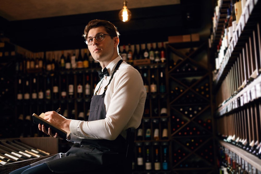 Déguster du bon vin : pourquoi faire appel à un sommelier à domicile ?